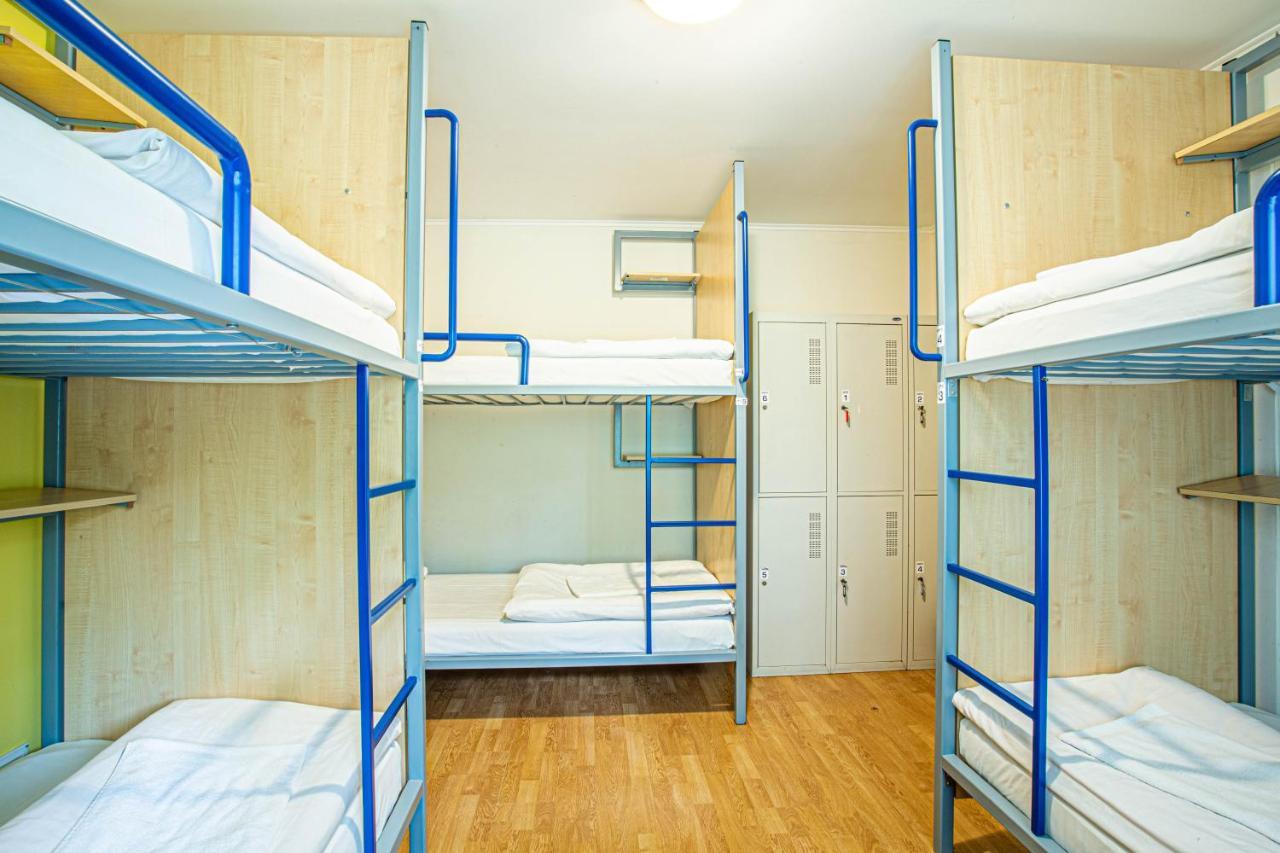 Gar'Is Hostel Киев Екстериор снимка